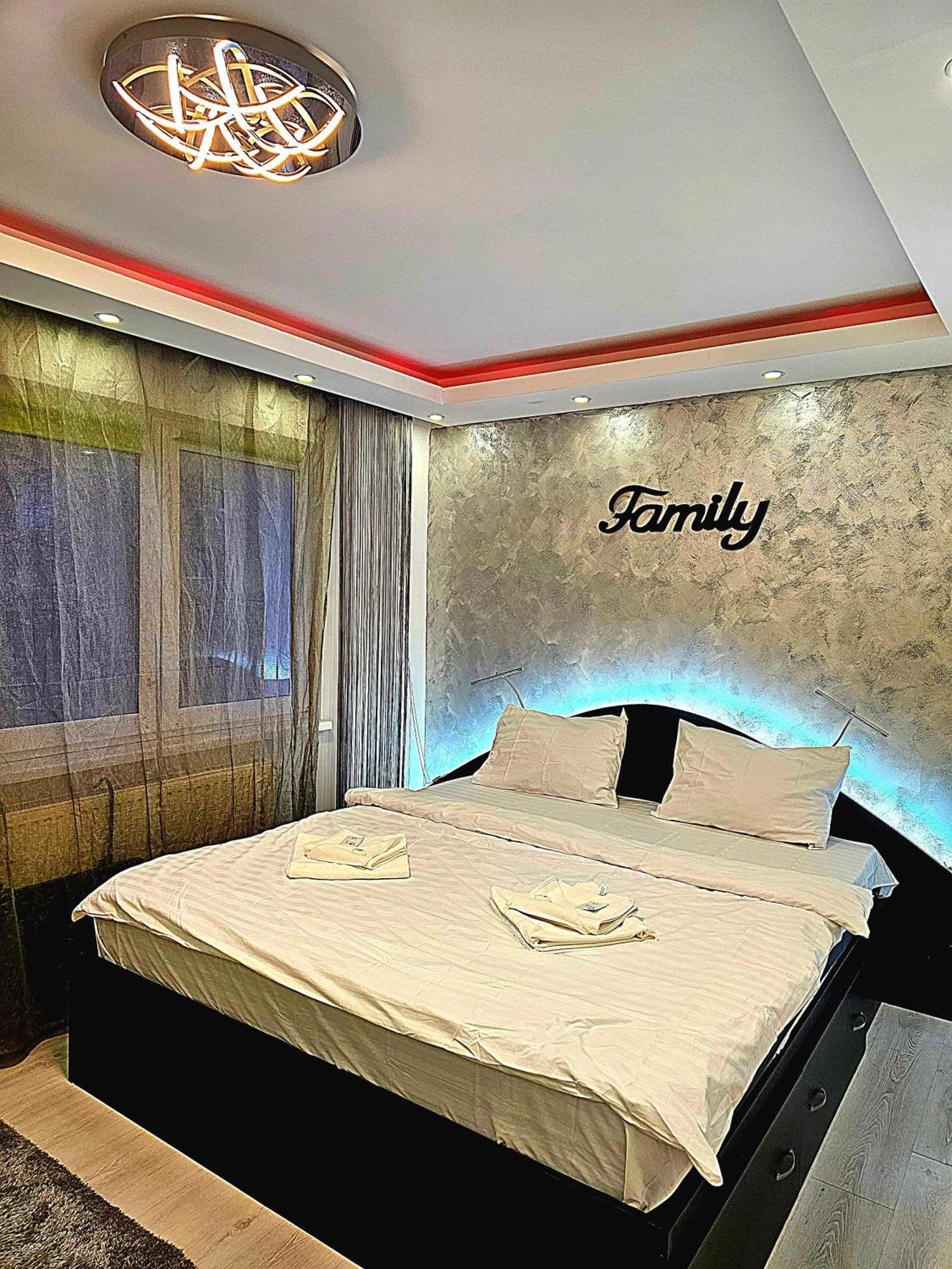 בראשוב Luxury Paul Apartment Green, Private & Accessible מראה חיצוני תמונה