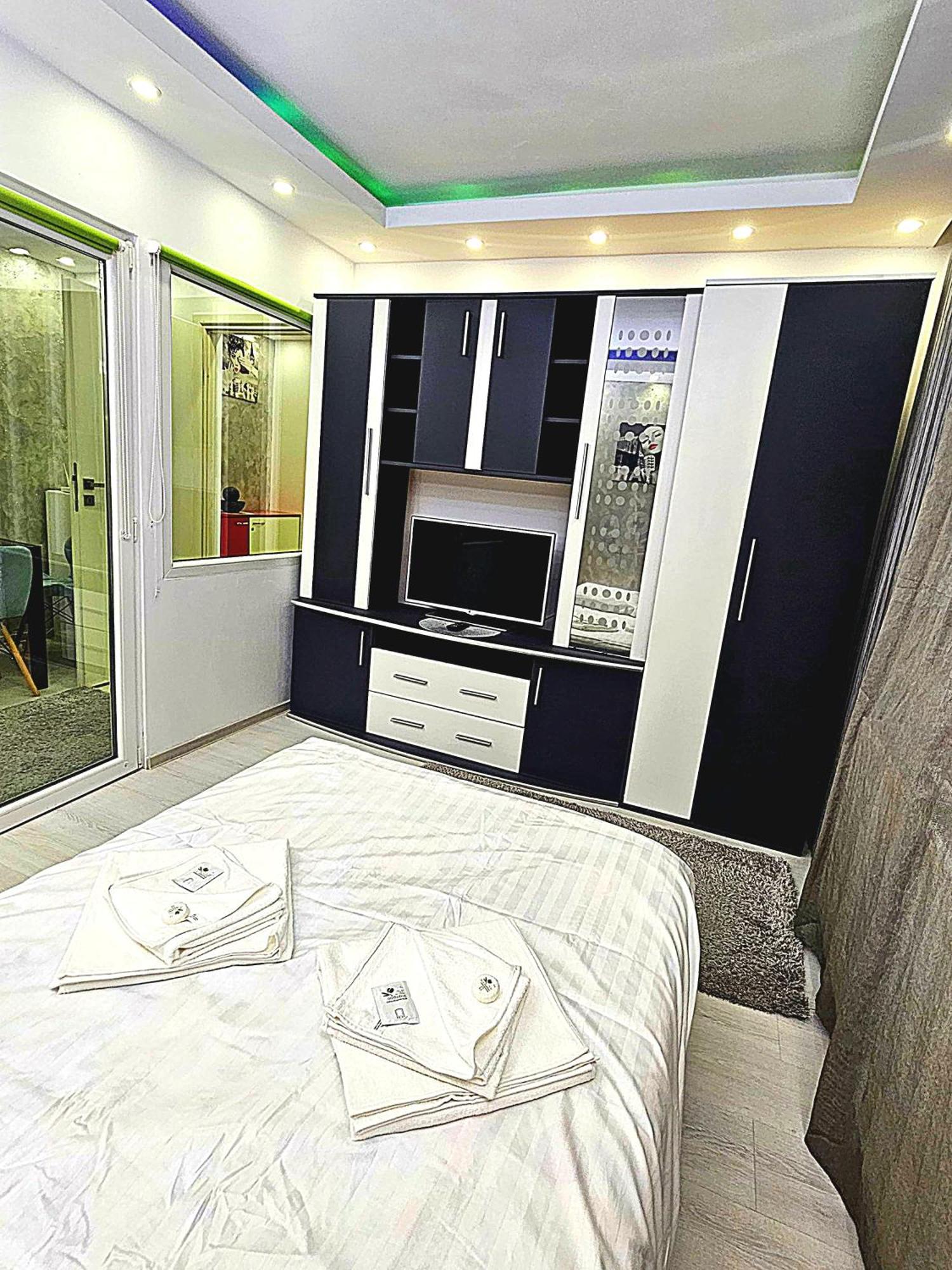 בראשוב Luxury Paul Apartment Green, Private & Accessible מראה חיצוני תמונה